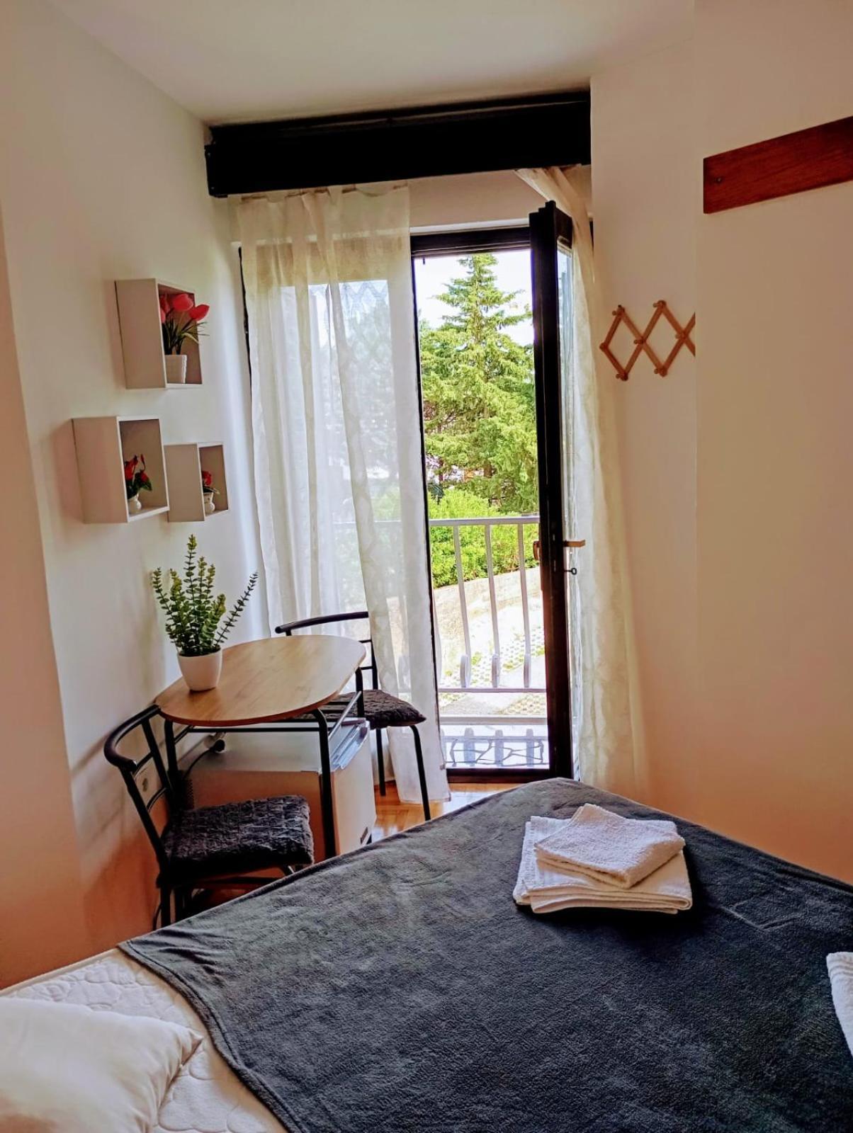 Rooms Helena 克尔克 外观 照片