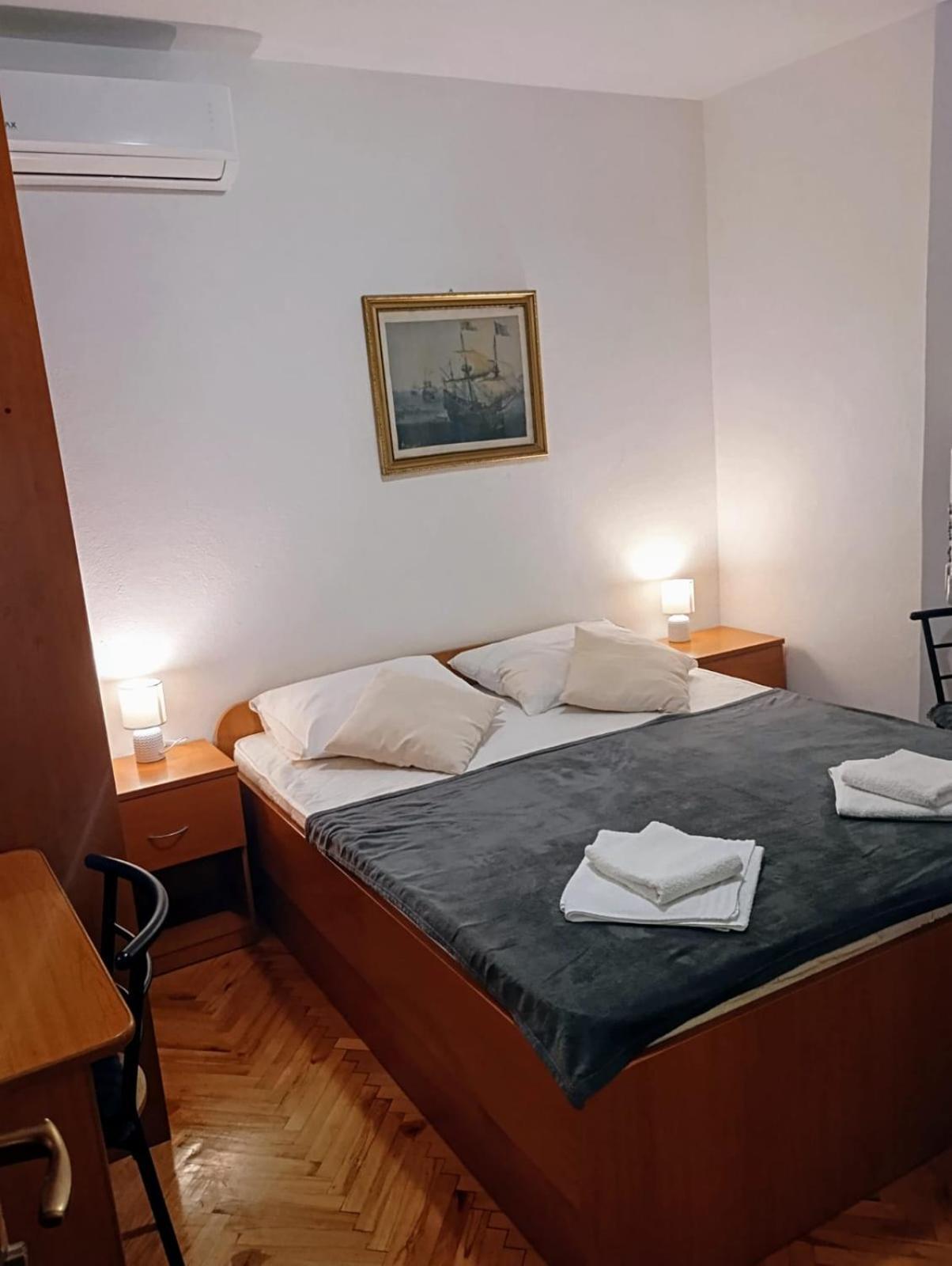 Rooms Helena 克尔克 外观 照片