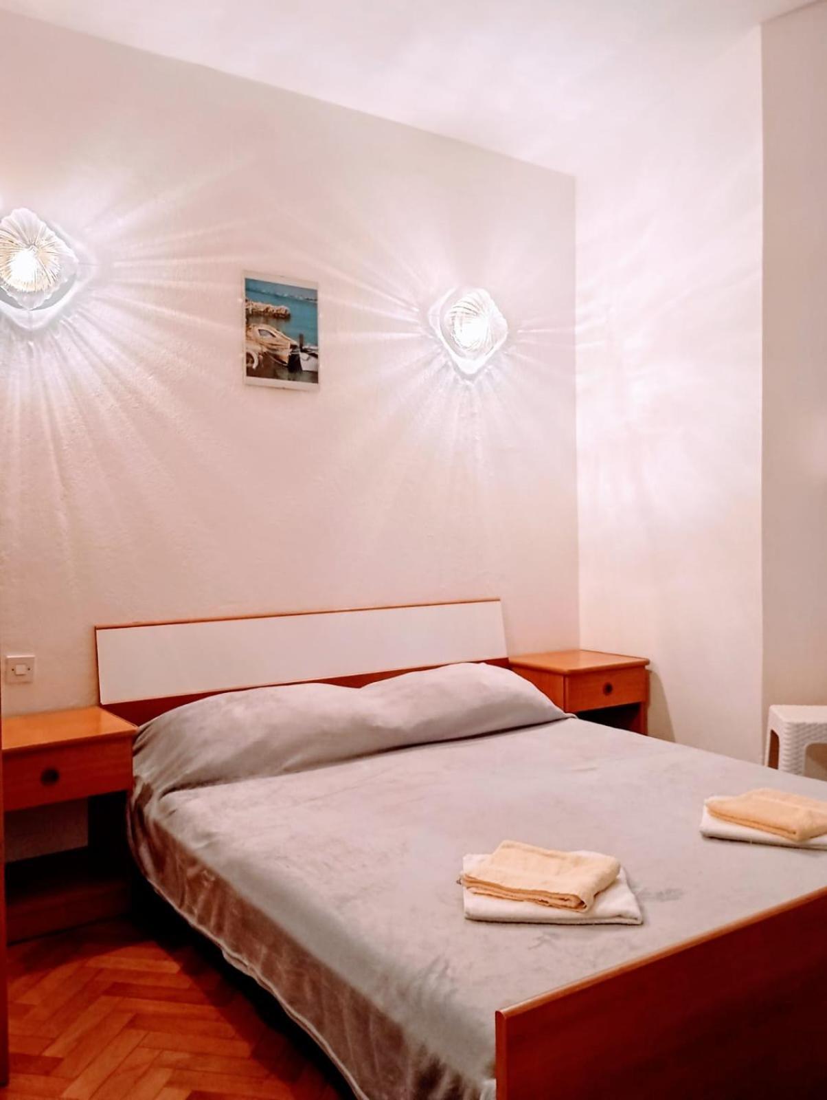 Rooms Helena 克尔克 外观 照片